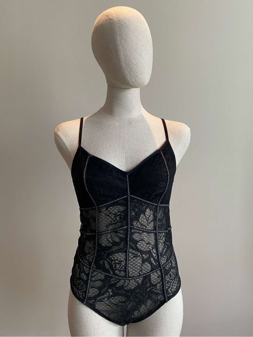 GUESS Black Lace Bodysuit with Floral Lace. Size M